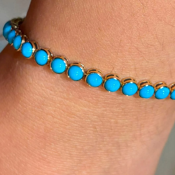 Sweet Mia Tempo turquoise cabochon bracelet with round turquoise stones set in gold